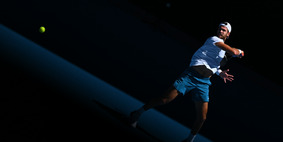 接受来自各 接受来自各