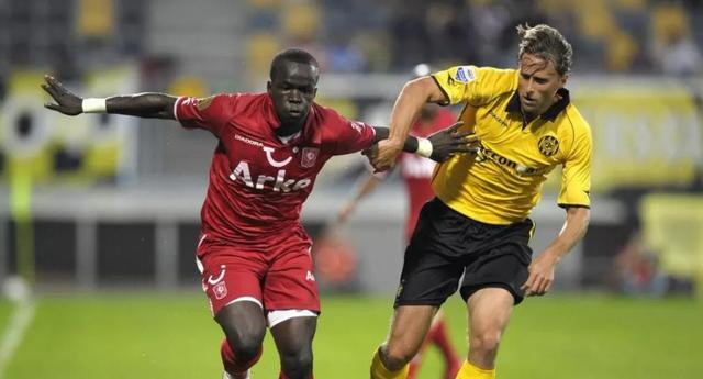 他们并未轻 他们并未轻